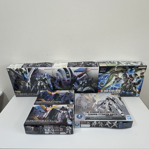 バンダイ RG RX-93 νガンダム チタニウムフィニッシュ 1/144 他 プラモデル まとめて 未組立